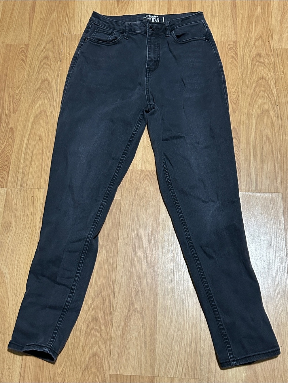 HT Denim High-Rise Black Fade Mom Jeans — Size 1